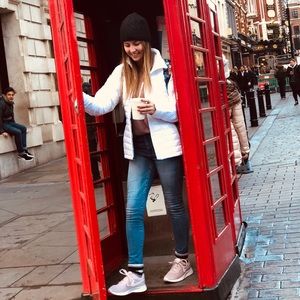 Meet your Posher, Anna